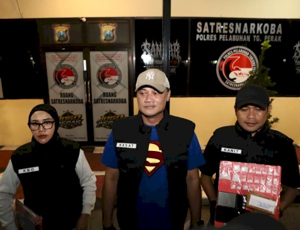 Polres Pelabuhan Tanjung Perak Amankan Tersangka Pengedar Narkoba Sita 42 Gram Sabu